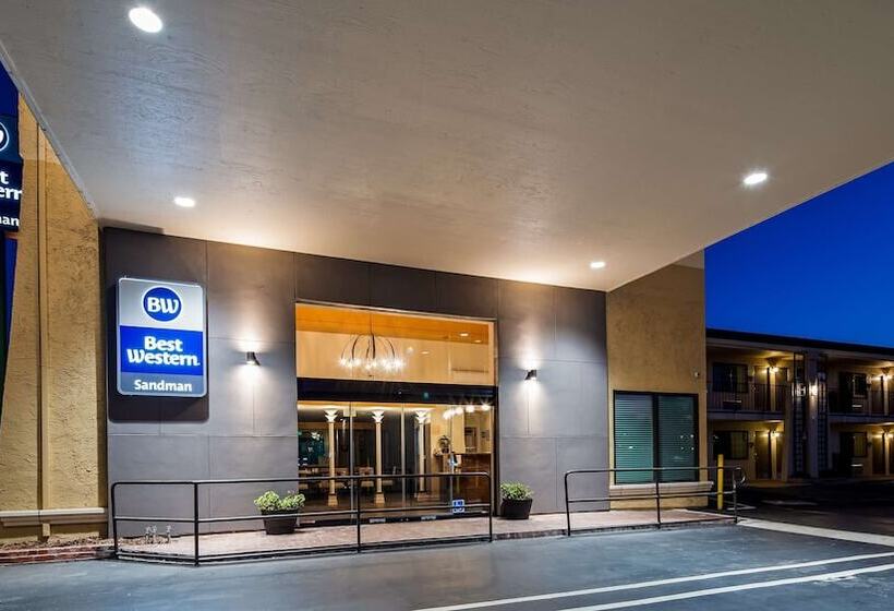 فندق على الطريق Best Western Sandman