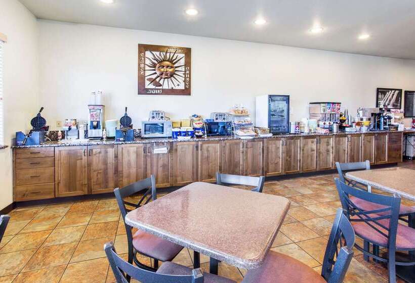 فندق على الطريق Days Inn By Wyndham Grand Junction