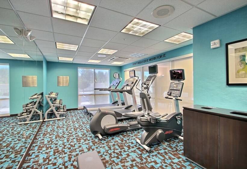 Мотель Fairfield Inn & Suites By Marriott Milwaukee Airport