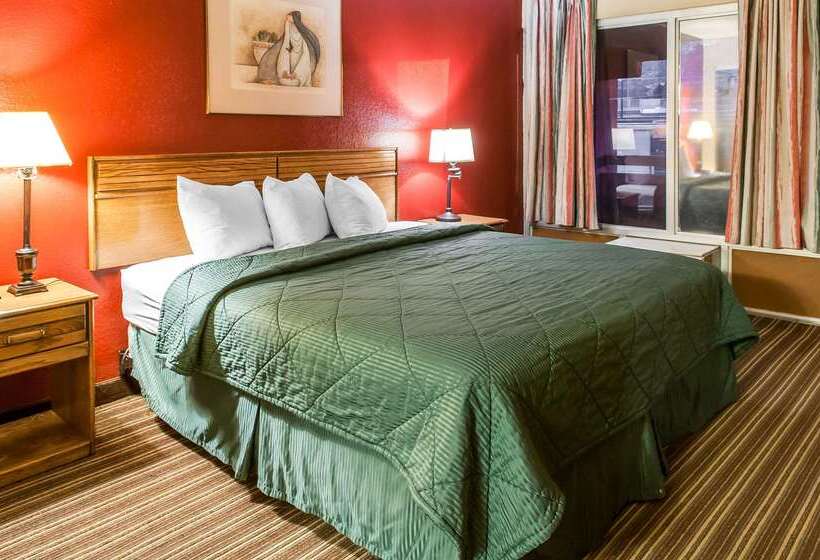 Мотель Rodeway Inn East