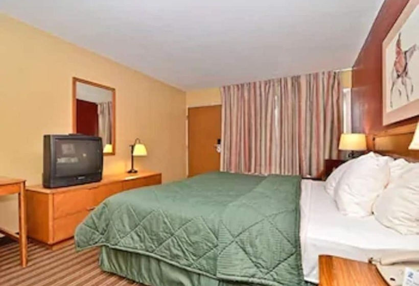 Мотель Rodeway Inn East