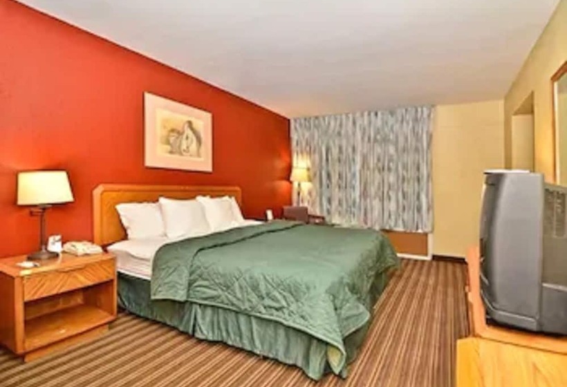 Мотель Rodeway Inn East