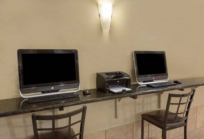 فندق على الطريق Super 8 By Wyndham Chandler Phoenix