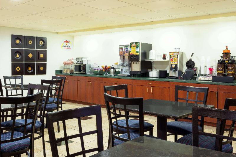 فندق على الطريق Super 8 By Wyndham Chandler Phoenix