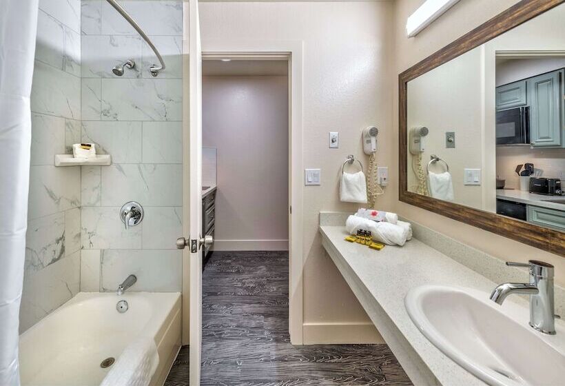 מוטל Surestay Hotel By Best Western Lovelock