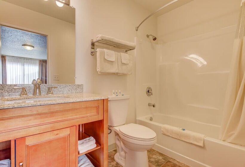 فندق على الطريق Three Rivers Inn