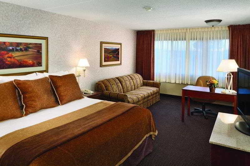 Ramkota Hotel Watertown