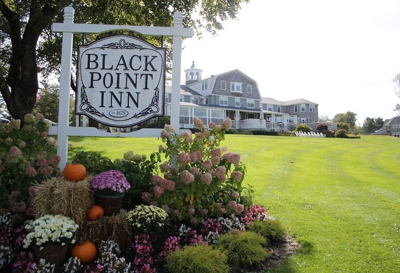 منتجع Black Point Inn