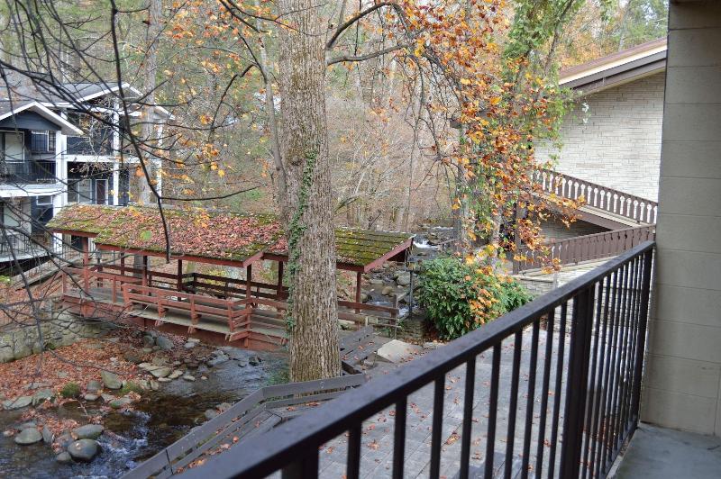 אתר נופש Brookside Lodge