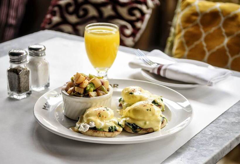 Курорт Catalina Hotel & Beach Club