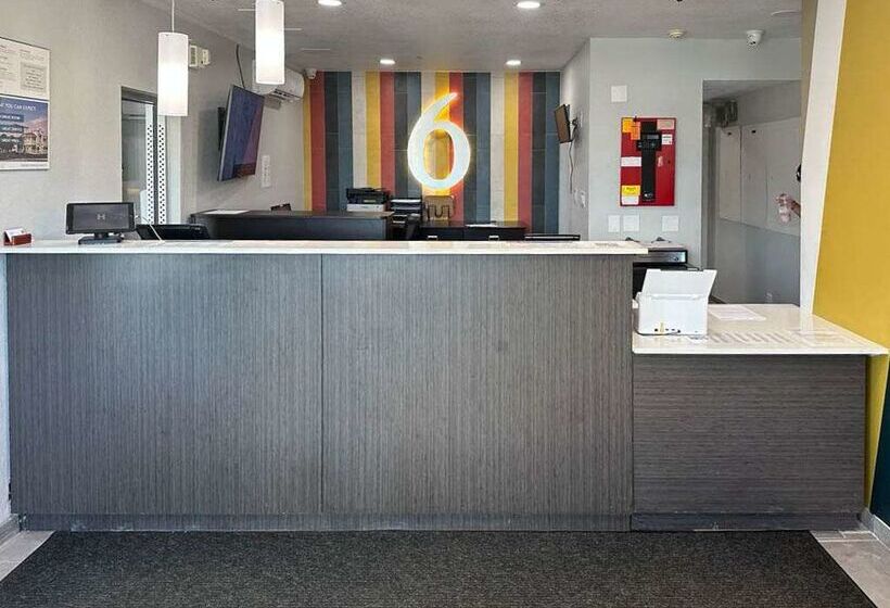 リゾートホテル Holiday House Venice