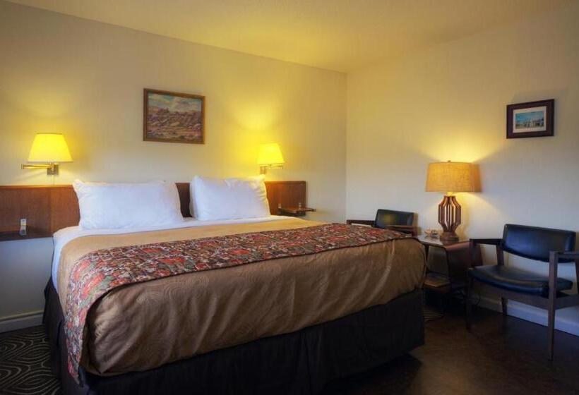 Roadrunner Lodge Motel