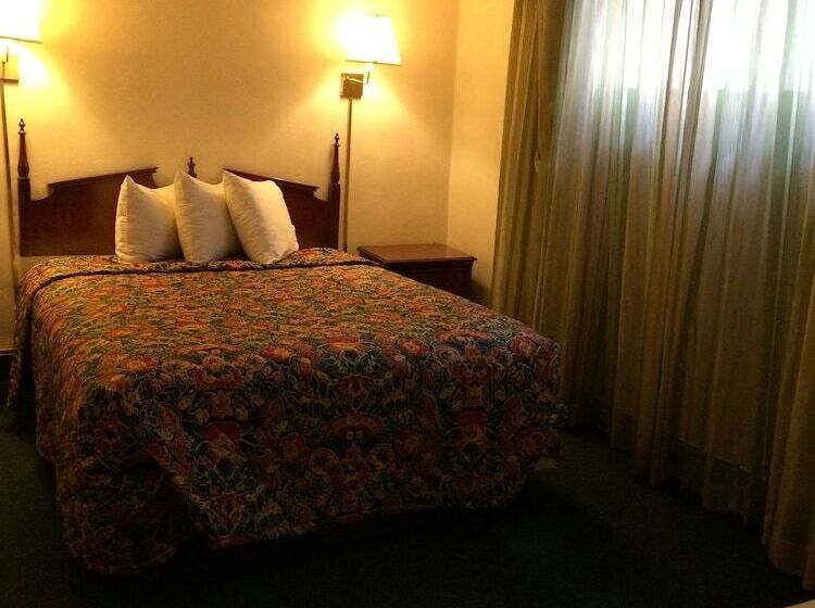 Royal Holiday Motel By Belvilla Gallup I 40