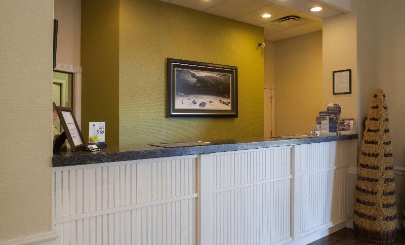 منتجع Paddletail Waterfront Lodge, Trademark Collection By Wyndham