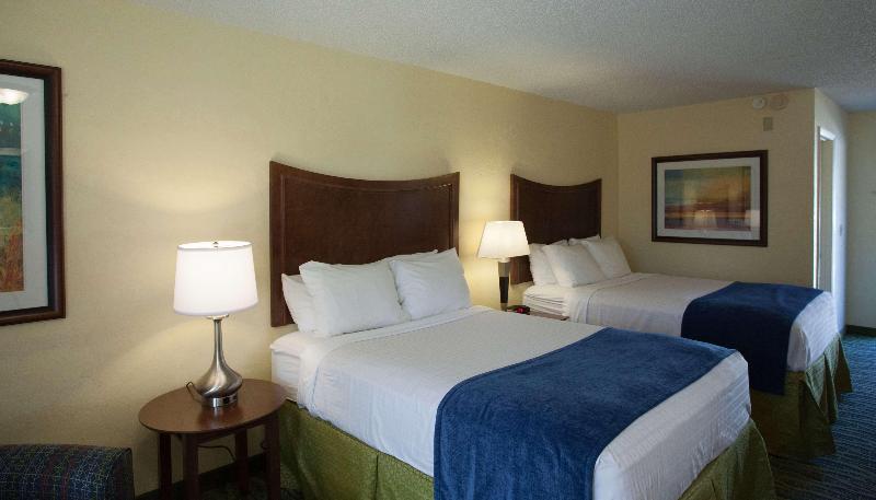 منتجع Paddletail Waterfront Lodge, Trademark Collection By Wyndham