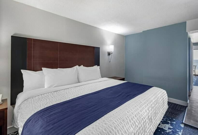 Coastal Hotel & Suites Virginia Beach Oceanfront