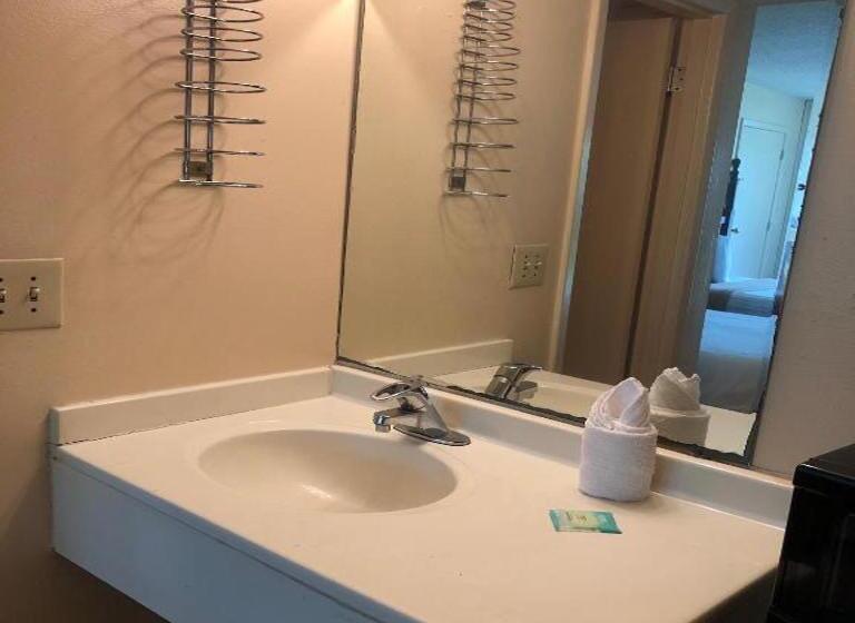 Altamonte Springs Hotel And Suites