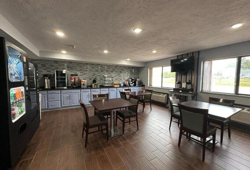 ホテル American Inn Cedar Rapids South