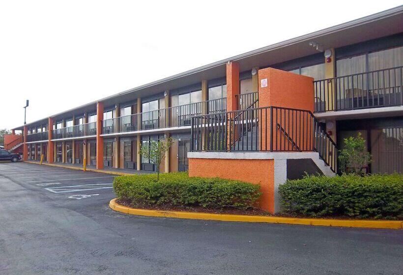 فندق Americas Best Value Inn Florida Turnpike & I95