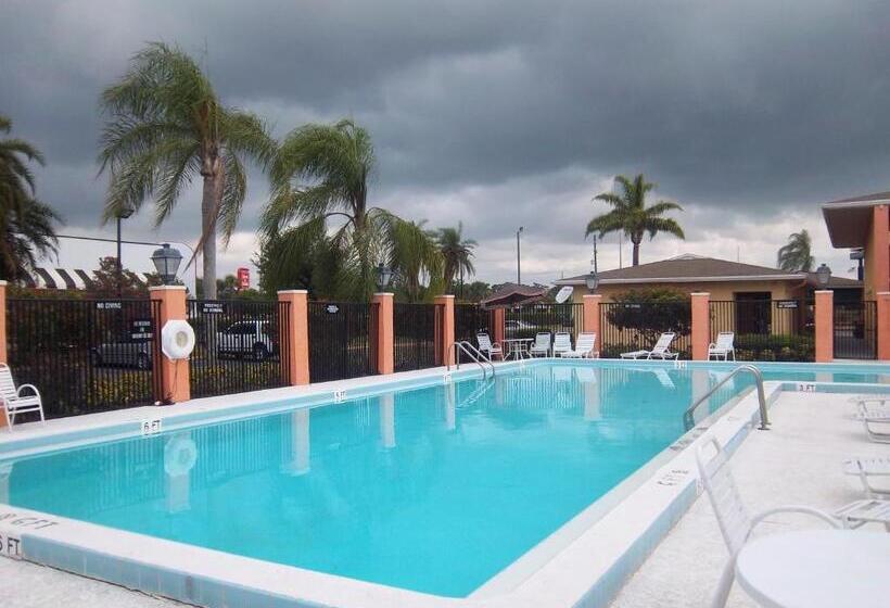 فندق Americas Best Value Inn Florida Turnpike & I95