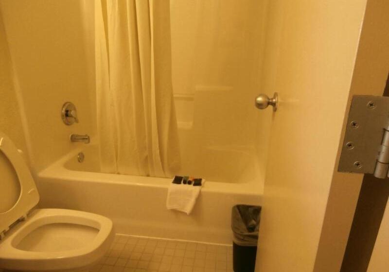 فندق Americas Best Value Inn Florida Turnpike & I95