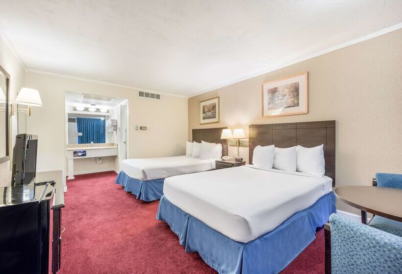 فندق Americas Best Value Inn St. Joseph At I29