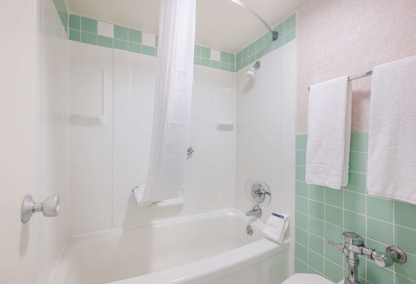 فندق Americas Best Value Inn St. Joseph At I29
