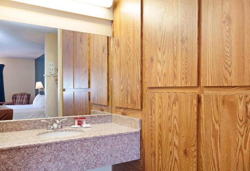 בית מלון כפרי Americas Best Value Inn & Suites Bakersfield Central