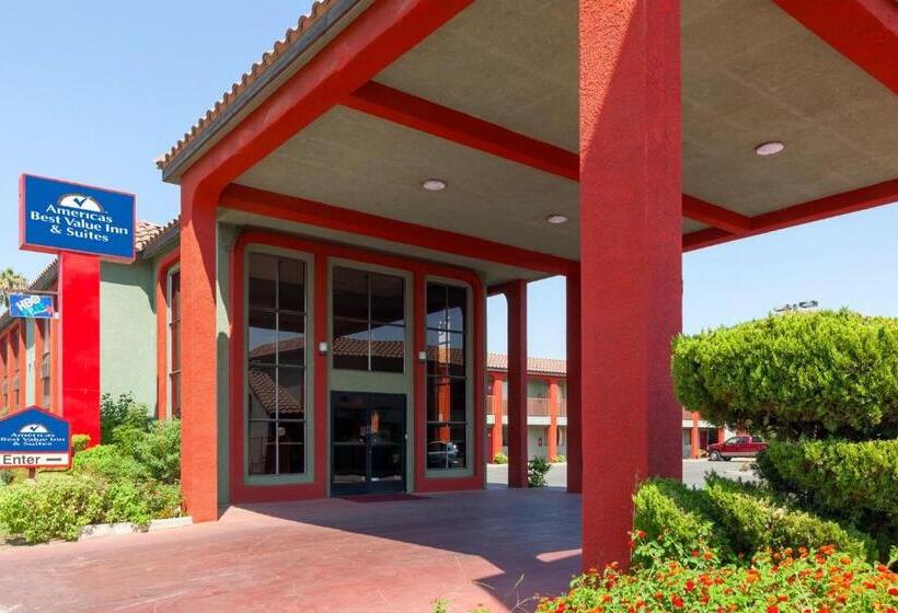 בית מלון כפרי Americas Best Value Inn & Suites Bakersfield Central