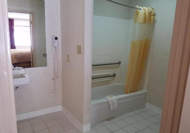 فندق Amerivu Inn & Suites   Helen   Downtown