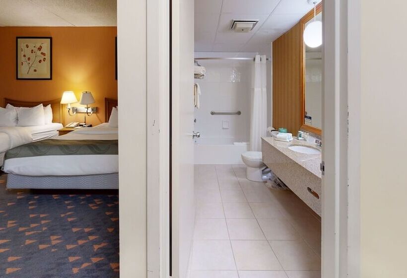 בית מלון כפרי Quality Inn Bangor Airport