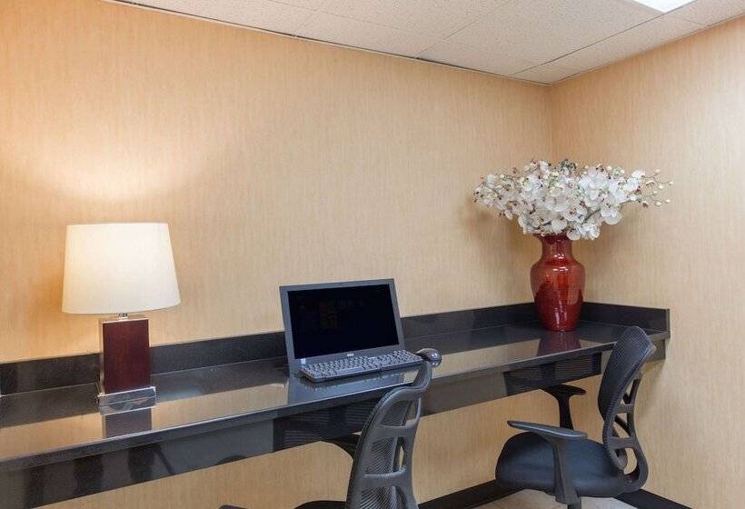 호텔 Baymont By Wyndham Bartonsville Poconos