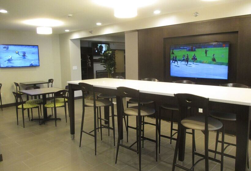 酒店 Best Western Harvest Inn & Suites