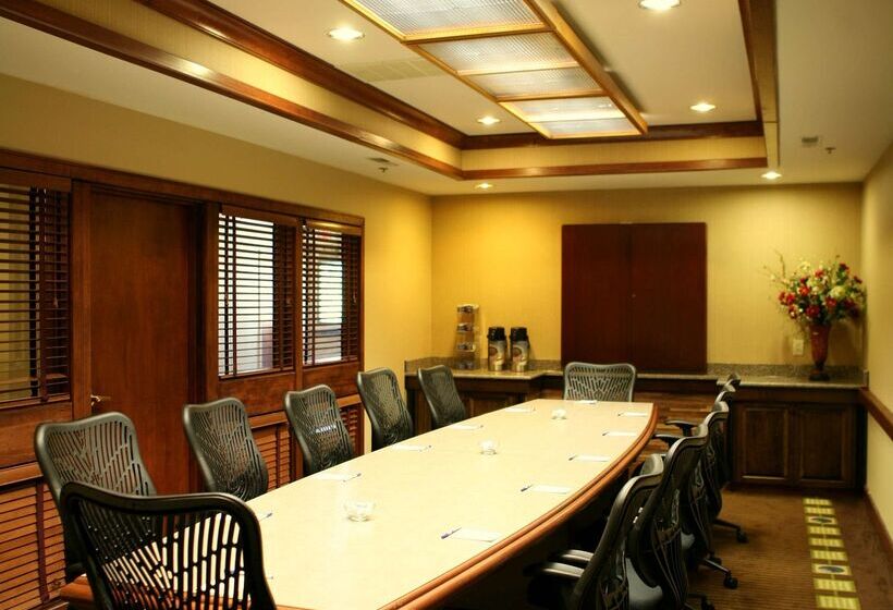 فندق Best Western Plus Goldsboro