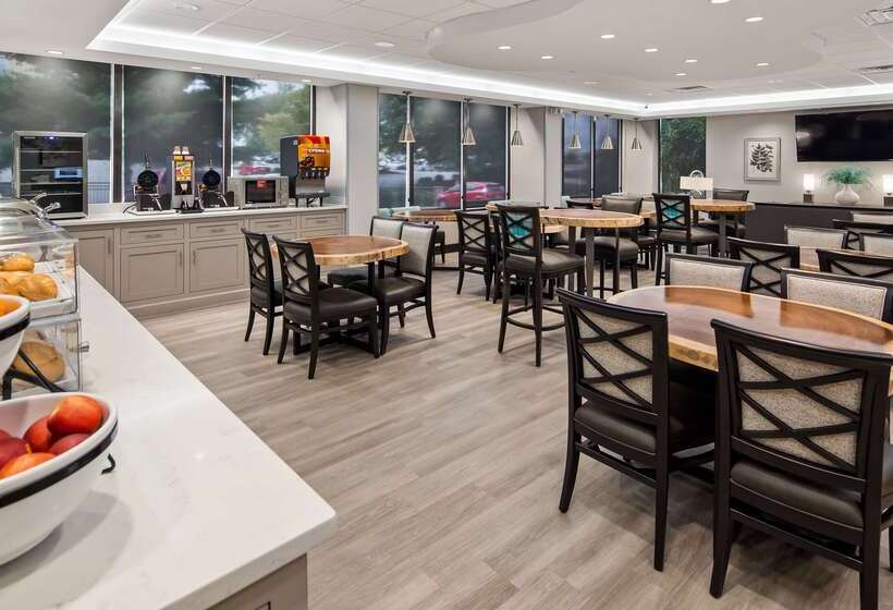 ホテル Best Western Plus Greenville I385 Inn & Suites