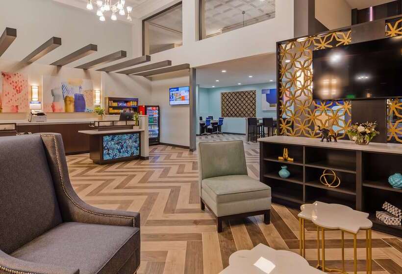 호텔 Best Western Plus Landmark Inn