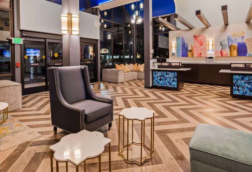 호텔 Best Western Plus Landmark Inn