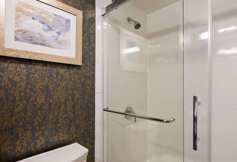 호텔 Best Western Plus Landmark Inn