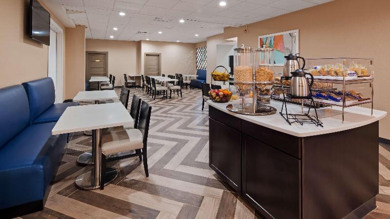 호텔 Best Western Plus Landmark Inn