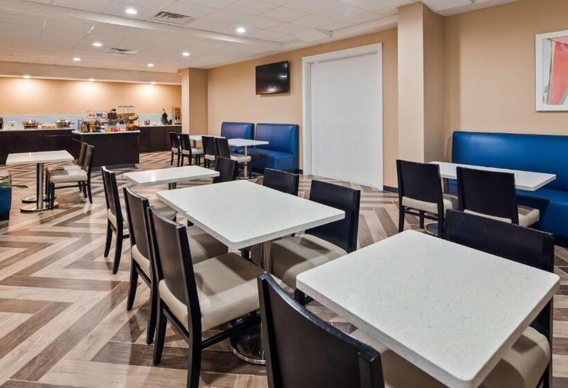 호텔 Best Western Plus Landmark Inn