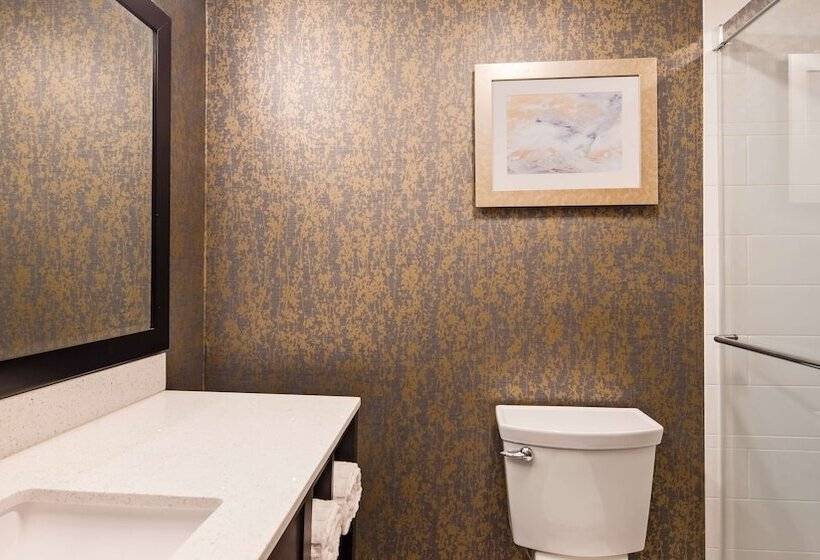 호텔 Best Western Plus Landmark Inn