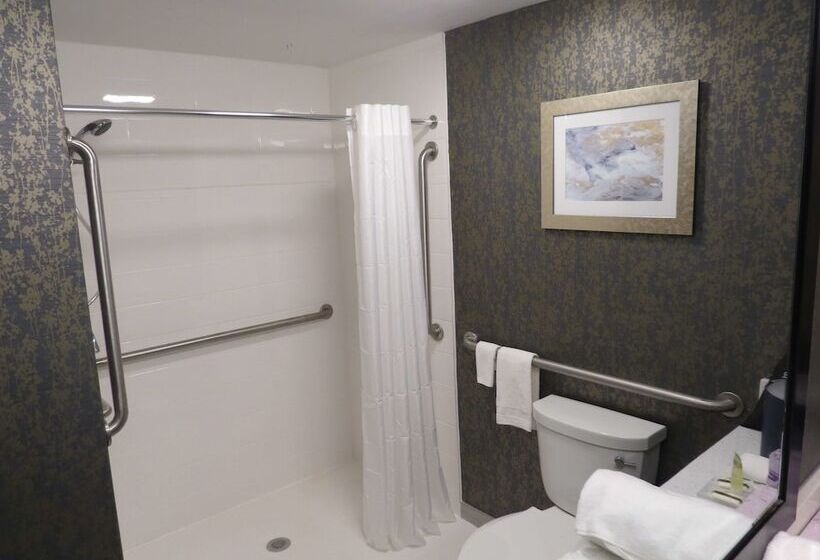 호텔 Best Western Plus Landmark Inn