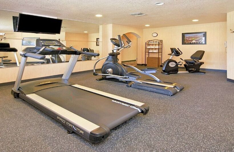 Best Western San Dimas Hotel & Suites