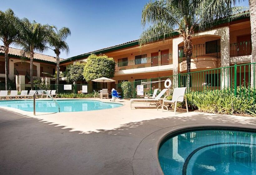 Best Western San Dimas Hotel & Suites