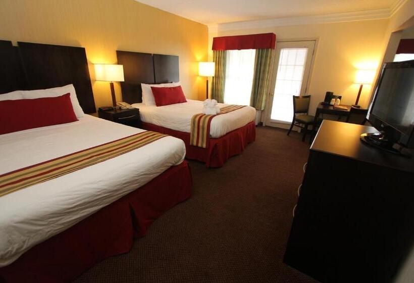 ホテル Black Bear Inn & Suites