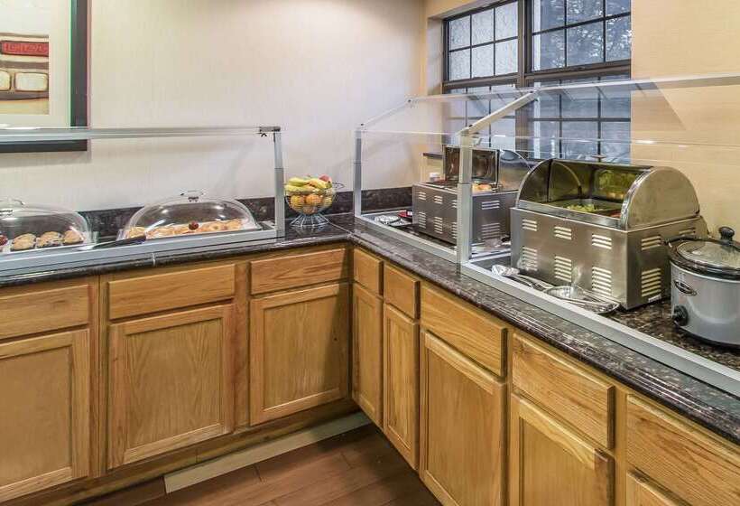 Clarion Hotel Broken Arrow   Tulsa