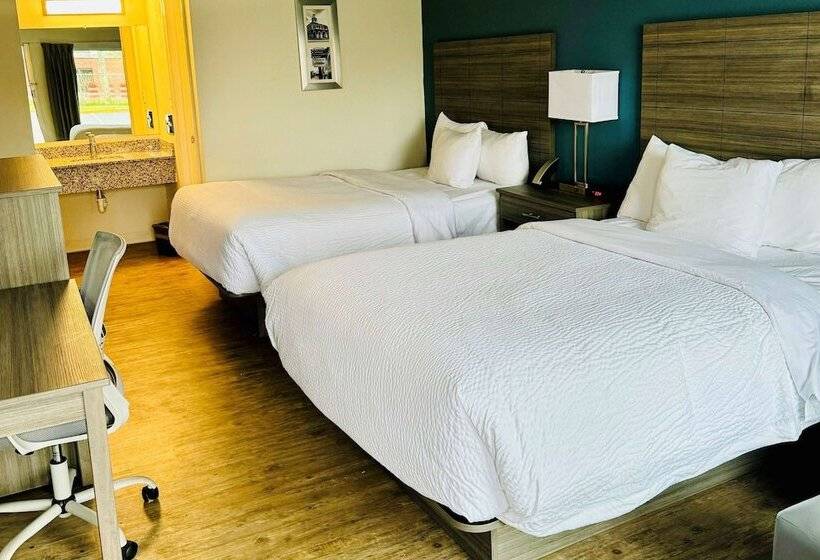 فندق Ramada By Wyndham Lumberton