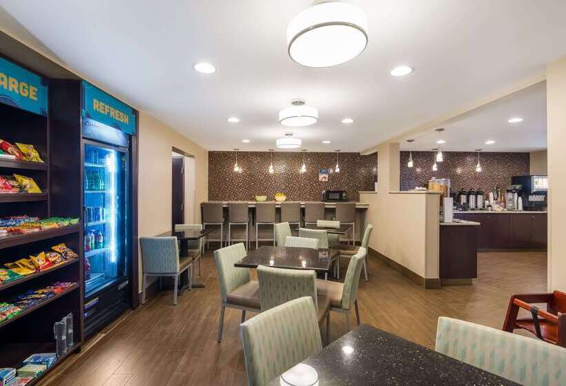 酒店 Clarion Pointe Downtown