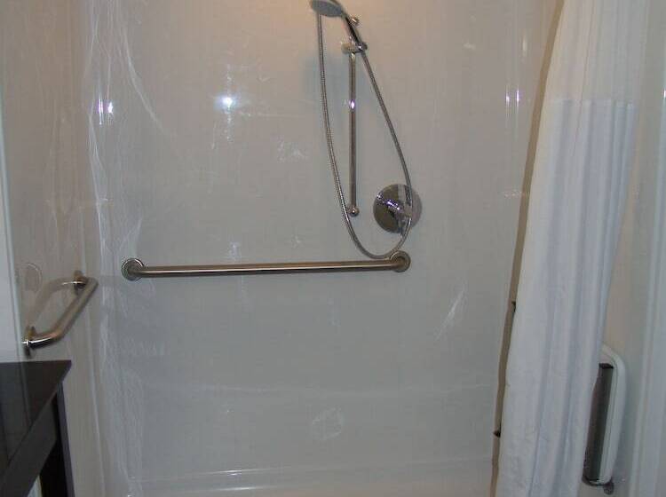 酒店 Clarion Pointe Downtown