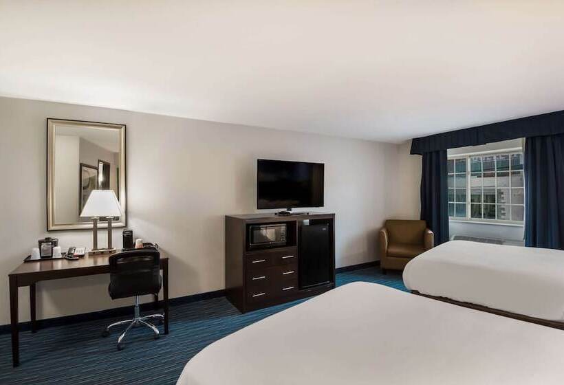 酒店 Clarion Pointe Downtown